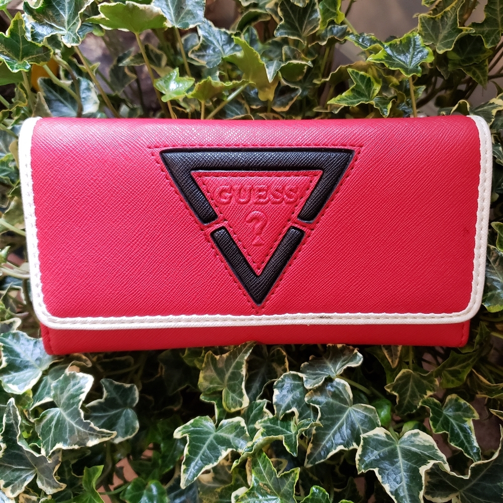 GUESS Tri Fold Logo Wallet